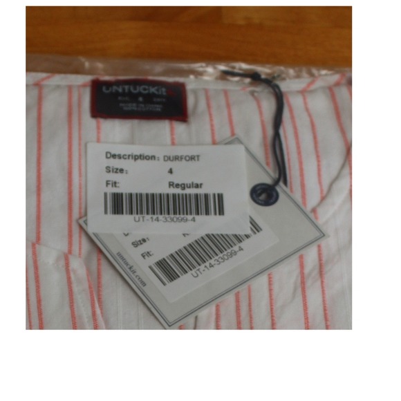 Untuckit Womens 4Shirt‎ Durfort White Stripe Long Sleeve V-Neck Pullover Top NWT - Picture 3 of 5